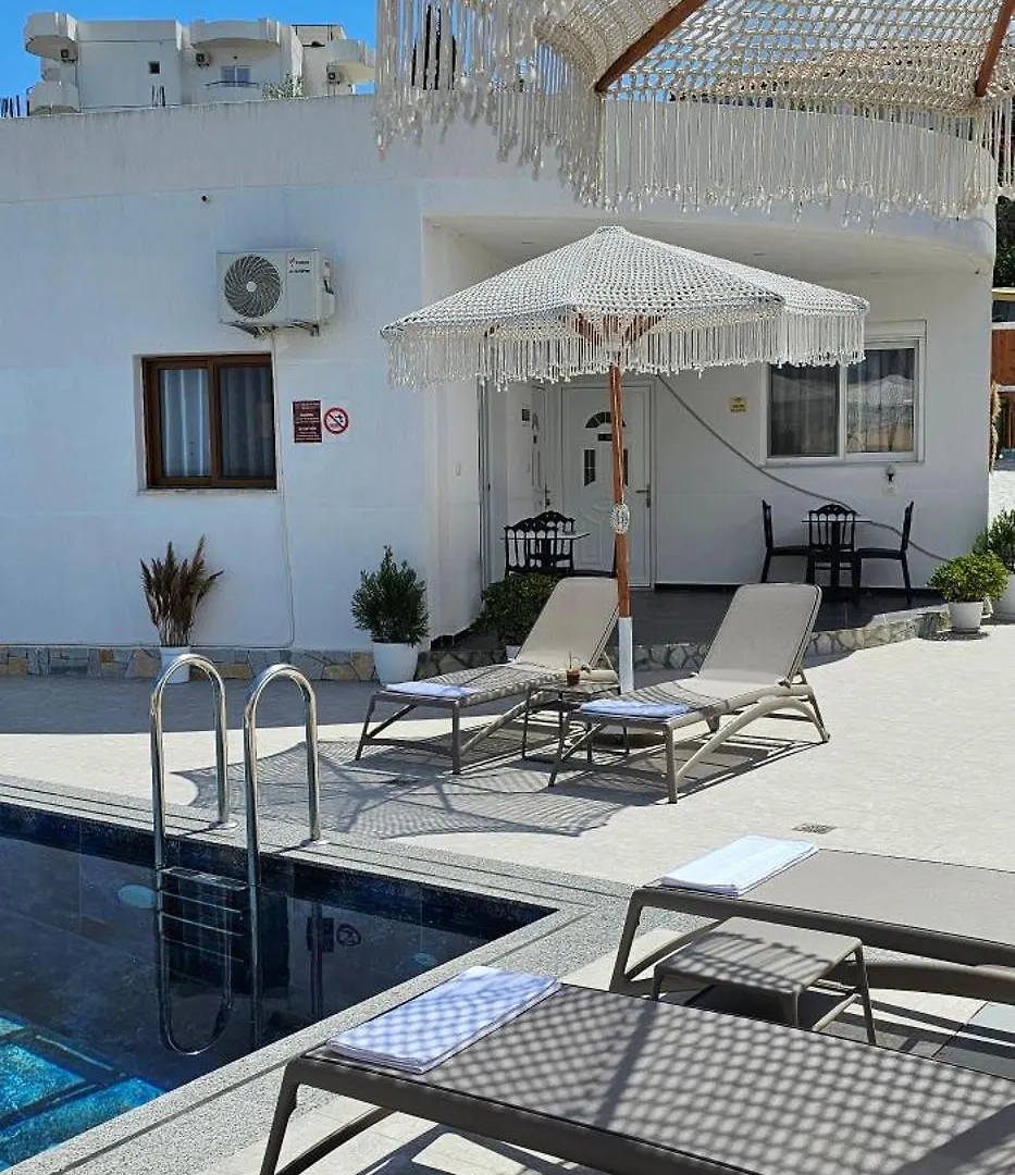 Apartment Vila Finnley Ksamil Albania
