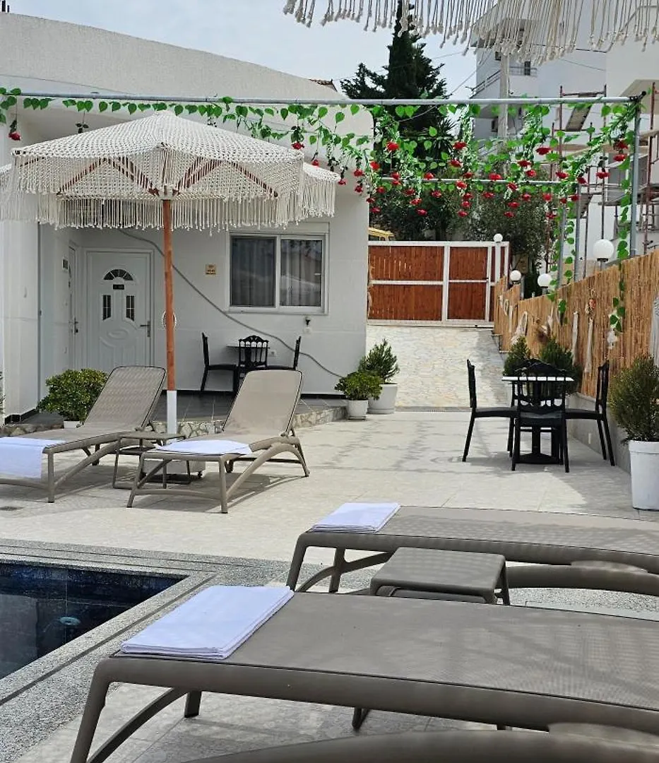 Apartment Vila Finnley Ksamil